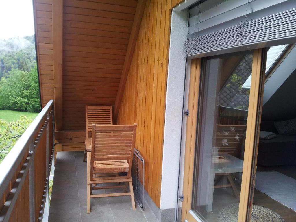 Apartments Tourist Farm Storman With Ev Ch-Station Tržič Habitación foto